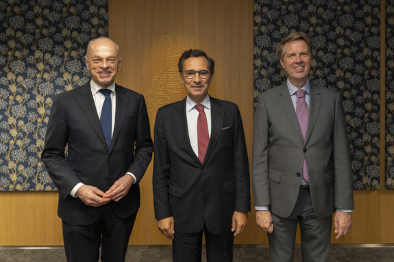 Eerste Kamervoorzitter Jan Anthonie Bruijn, NAVO PA President Marcos Perestrello en Martin Bosma