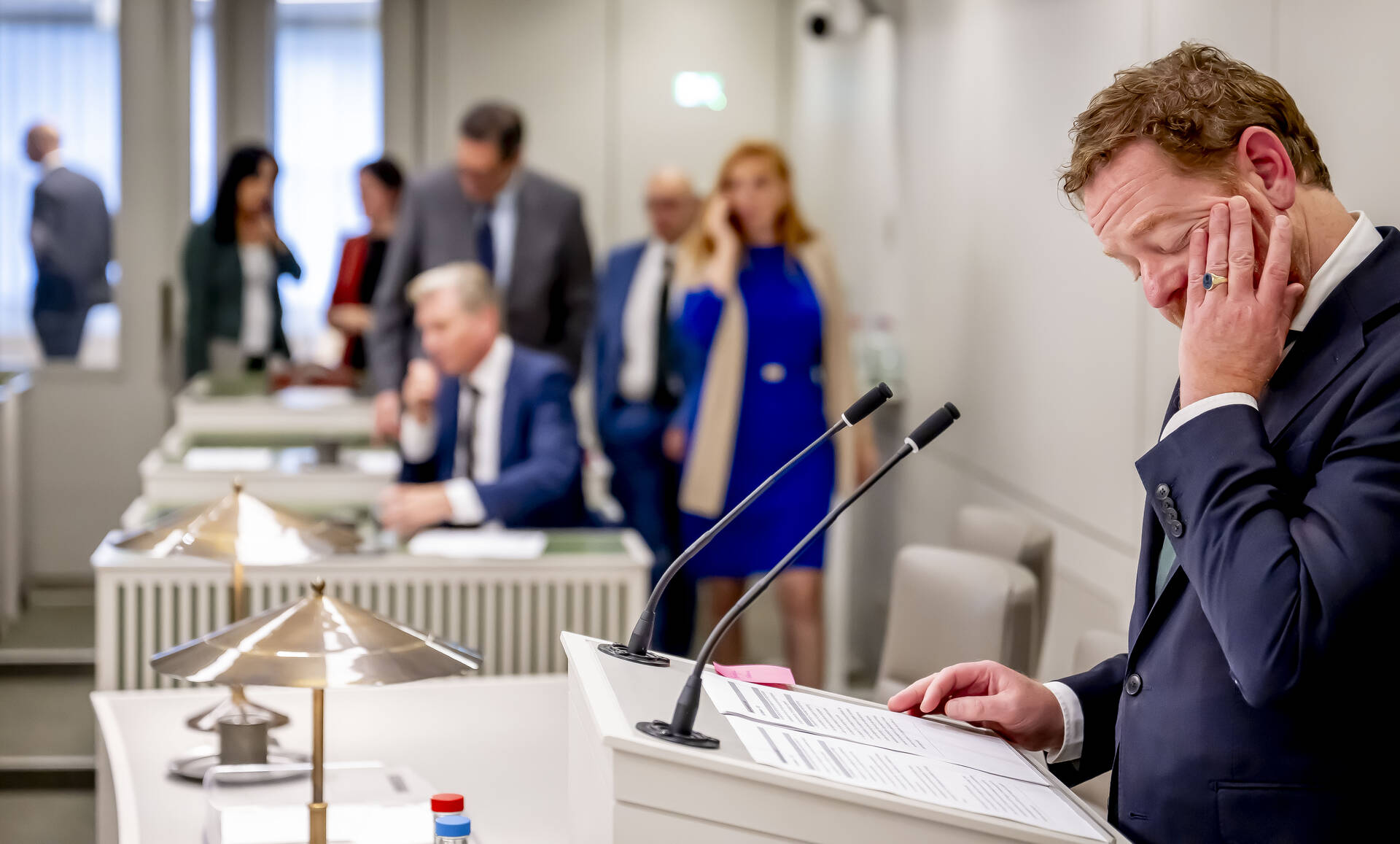 Demissionair minister Van Weel