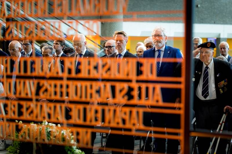 Voorzitters van Eerste en Tweede Kamer bij de Indische Plaquette