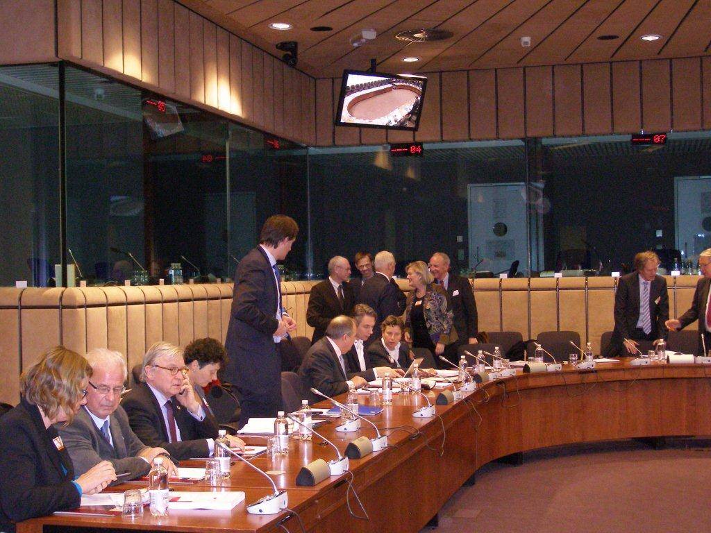 Leden Eerste Kamer op werkbezoek in Brussel